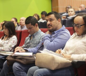 Capacitacion 360x320