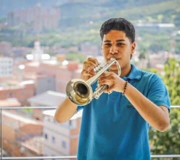 Entrega Instrumentos Copacabana 2 360x320