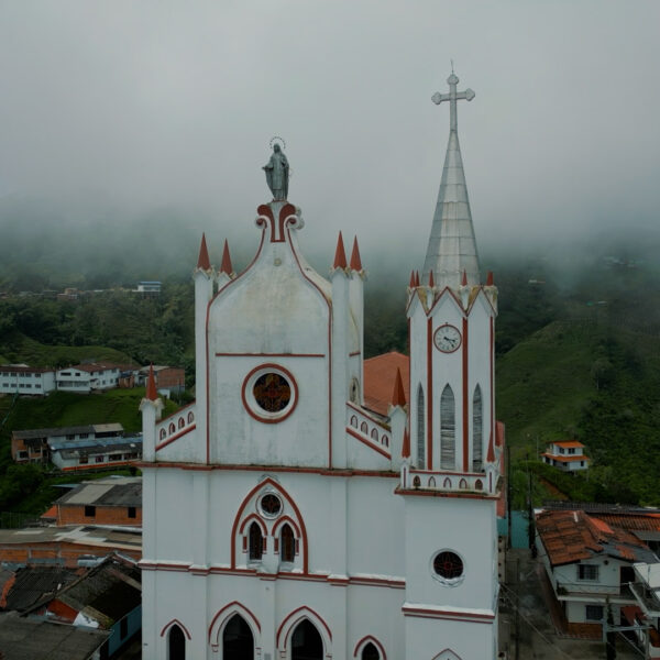 Iglesia del Municipio de Nariño Antioquia